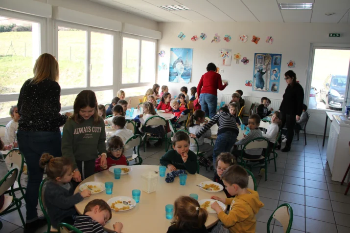 restaurant scolaire cantine maternelle